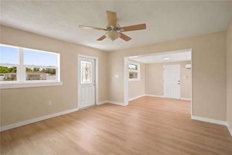 Casa en venta en Bradenton, Florida, 4 dormitorios, 131.92 m2 № 2314536 - foto 12