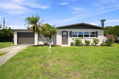 Casa en venta en Bradenton, Florida, 4 dormitorios, 131.92 m2 № 2314536 - foto 2