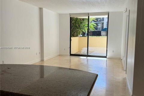 Купить кондоминиум в Корал-Гейблс, Флорида 1 спальня, 73.39м2, № 1994028 - фото 5