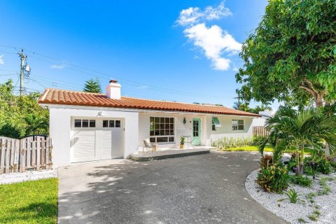 House in Ocean Ridge, Florida 3 bedrooms, 146.69 sq.m. № 2158411 - photo 30