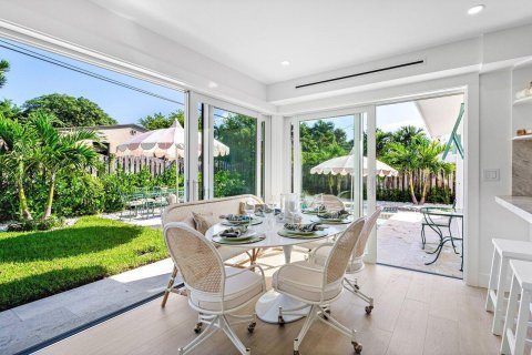 House in Ocean Ridge, Florida 3 bedrooms, 146.69 sq.m. № 2158411 - photo 7