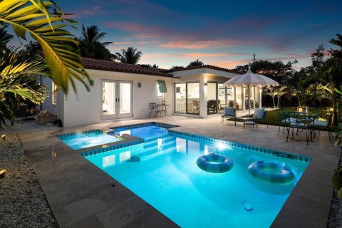 House in Ocean Ridge, Florida 3 bedrooms, 146.69 sq.m. № 2158411 - photo 24