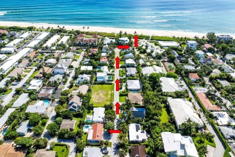 House in Ocean Ridge, Florida 3 bedrooms, 146.69 sq.m. № 2158411 - photo 28