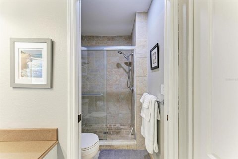 Condo in Sarasota, Florida, 2 bedrooms № 2155933 - photo 28