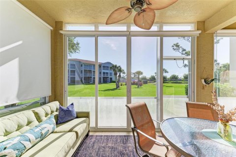 Condo in Sarasota, Florida, 2 bedrooms № 2155933 - photo 17