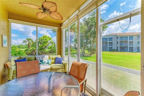 Condo in Sarasota, Florida, 2 bedrooms № 2155933 - photo 16