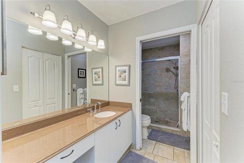 Condo in Sarasota, Florida, 2 bedrooms № 2155933 - photo 27