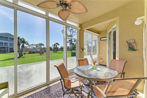 Condo in Sarasota, Florida, 2 bedrooms № 2155933 - photo 23
