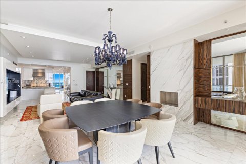 Купить кондоминиум в Бэл-Харбор, Флорида 4 спальни, 342.62м2, № 2053355 - фото 5