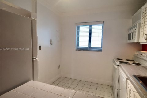 Condominio en venta en Miami Beach, Florida, 1 dormitorio, 67.82 m2 № 1926093 - foto 27