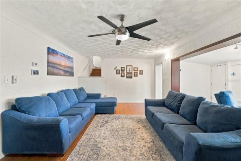 Купить виллу или дом в Сент-Питерсберг, Флорида 6 комнат, 217.02м2, № 2137446 - фото 13