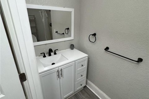 Commercial property in Sanford, Florida 4 bedrooms, 125.42 sq.m. № 1735168 - photo 7