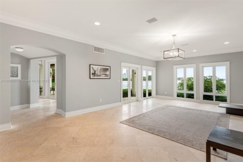 Villa ou maison à louer à Miami Beach, Floride: 4 chambres, 469.16 m2 № 2154779 - photo 15