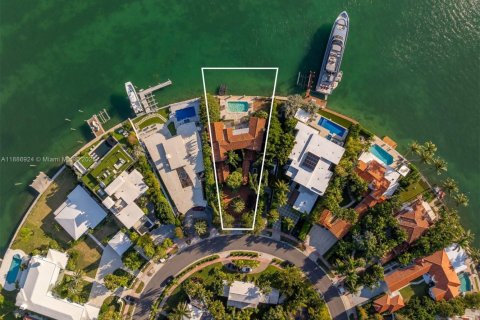 Villa ou maison à louer à Miami Beach, Floride: 4 chambres, 469.16 m2 № 2154779 - photo 11