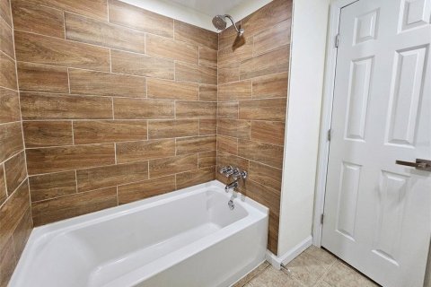 Casa en venta en Oldsmar, Florida, 4 dormitorios, 197.14 m2 № 1894323 - foto 22