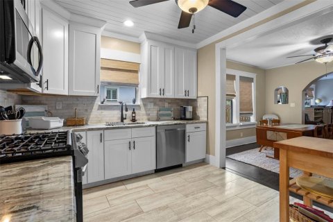 Casa en venta en Mount Dora, Florida, 3 dormitorios, 178.65 m2 № 1914702 - foto 5