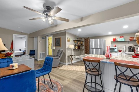 Casa en venta en Mount Dora, Florida, 3 dormitorios, 178.65 m2 № 1914702 - foto 19