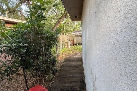 Commercial property in Fort Lauderdale, Florida 211.35 sq.m. № 2060437 - photo 17