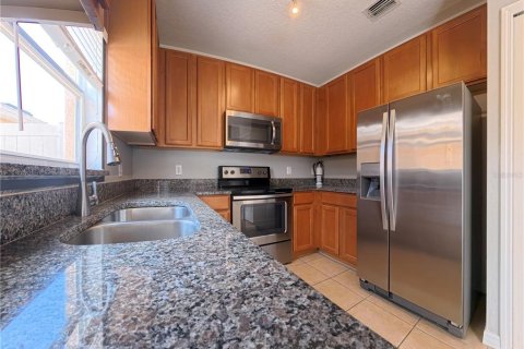 Townhouse in Winter Garden, Florida 2 bedrooms, 114.83 sq.m. № 2204745 - photo 8