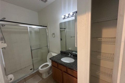 Townhouse in Winter Garden, Florida 2 bedrooms, 114.83 sq.m. № 2204745 - photo 13
