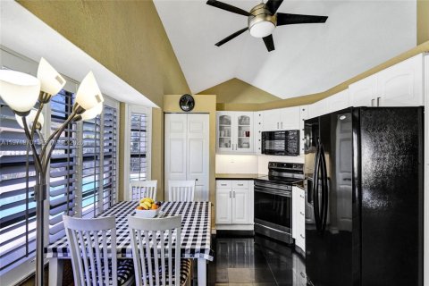 Купить виллу или дом в Дейви, Флорида 4 спальни, 206.8м2, № 2033497 - фото 8