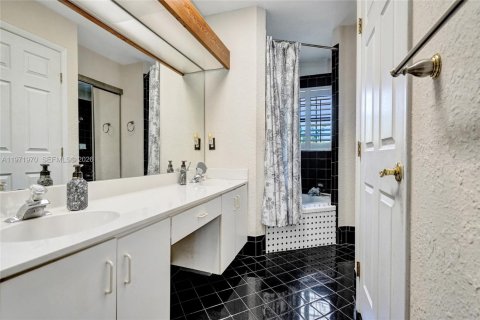 Купить виллу или дом в Дейви, Флорида 4 спальни, 206.8м2, № 2033497 - фото 16