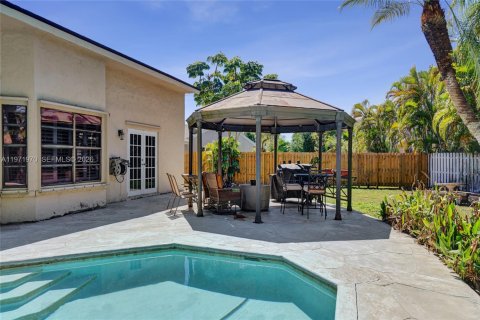 Купить виллу или дом в Дейви, Флорида 4 спальни, 206.8м2, № 2033497 - фото 2