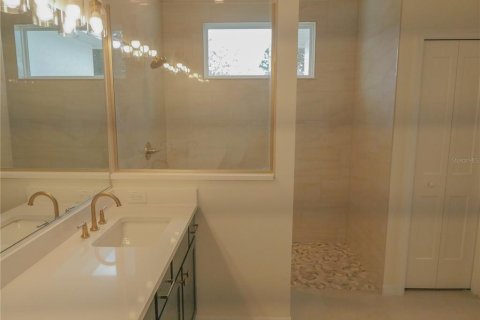 House in Silver Springs Shores, Florida 3 bedrooms, 203.18 sq.m. № 1510279 - photo 4