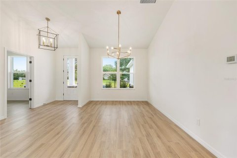 House in Silver Springs Shores, Florida 3 bedrooms, 203.18 sq.m. № 1510279 - photo 20