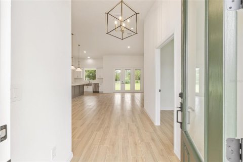 House in Silver Springs Shores, Florida 3 bedrooms, 203.18 sq.m. № 1510279 - photo 12