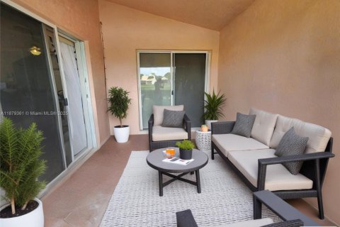 House in Boynton Beach, Florida 3 bedrooms, 155.15 sq.m. № 1922298 - photo 29