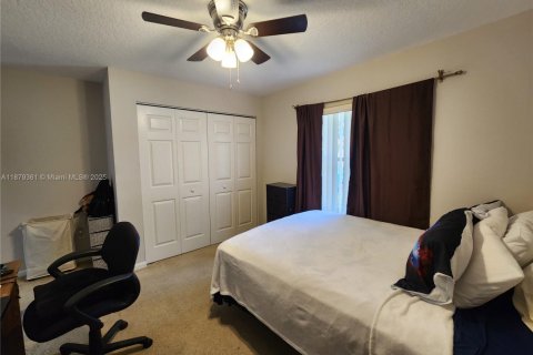 House in Boynton Beach, Florida 3 bedrooms, 155.15 sq.m. № 1922298 - photo 23