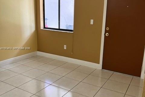 Condo in Hialeah, Florida, 2 bedrooms  № 2036141 - photo 6
