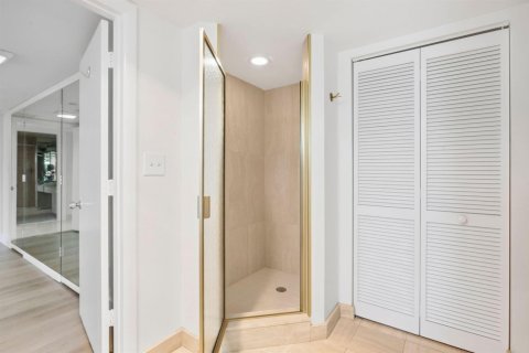 Condo in Boca Raton, Florida, 3 bedrooms  № 2392573 - photo 24