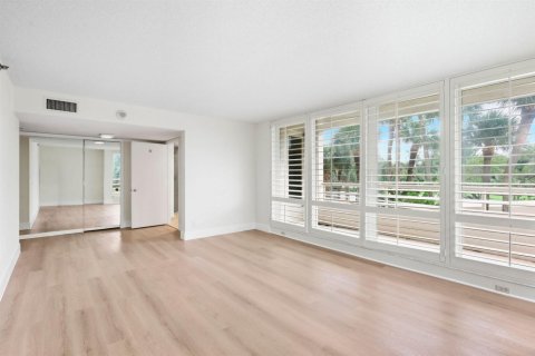 Condo in Boca Raton, Florida, 3 bedrooms  № 2392573 - photo 14