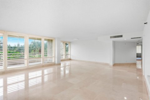 Condo in Boca Raton, Florida, 3 bedrooms  № 2392573 - photo 9