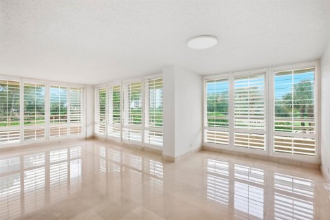 Condo in Boca Raton, Florida, 3 bedrooms  № 2392573 - photo 5