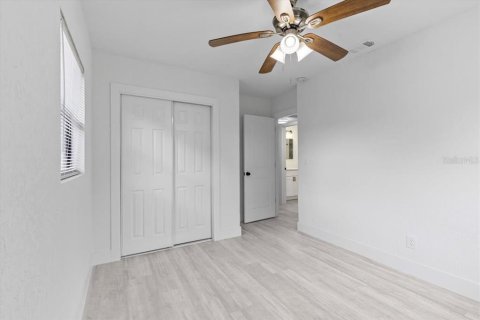 Villa ou maison à vendre à Tampa, Floride: 4 chambres, 137.68 m2 № 1765217 - photo 14