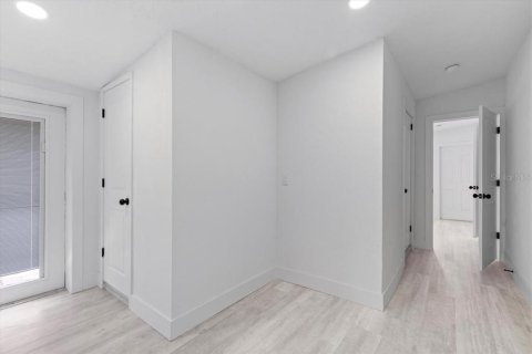 Villa ou maison à vendre à Tampa, Floride: 4 chambres, 137.68 m2 № 1765217 - photo 22