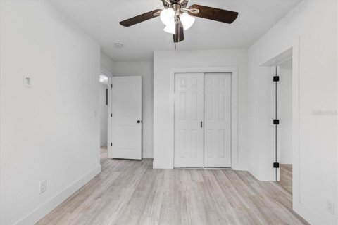 Villa ou maison à vendre à Tampa, Floride: 4 chambres, 137.68 m2 № 1765217 - photo 17