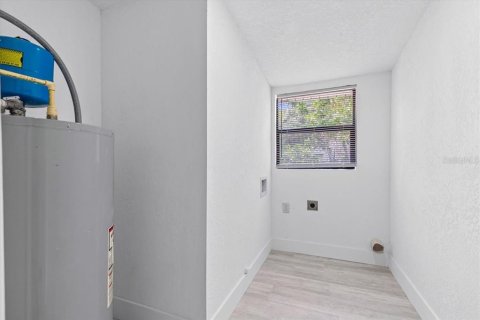Villa ou maison à vendre à Tampa, Floride: 4 chambres, 137.68 m2 № 1765217 - photo 21