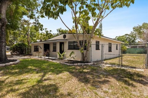 Villa ou maison à vendre à Tampa, Floride: 4 chambres, 137.68 m2 № 1765217 - photo 3
