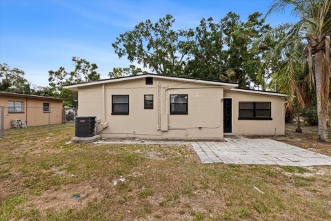 Villa ou maison à vendre à Tampa, Floride: 4 chambres, 137.68 m2 № 1765217 - photo 26