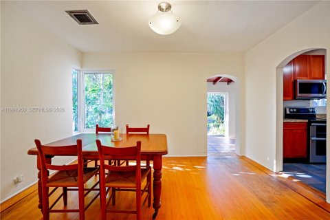 Купить виллу или дом в Майами, Флорида 8 комнат, 118.73м2, № 2052669 - фото 14