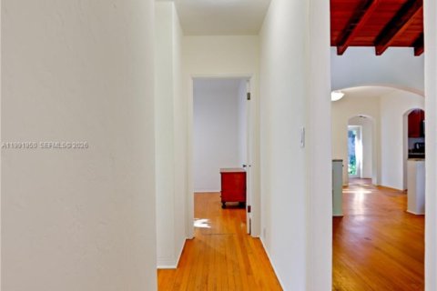 Купить виллу или дом в Майами, Флорида 8 комнат, 118.73м2, № 2052669 - фото 26