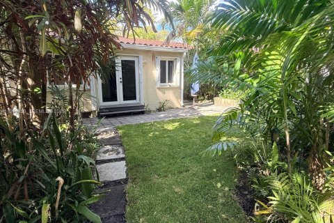 Купить виллу или дом в Майами, Флорида 8 комнат, 118.73м2, № 2052669 - фото 28