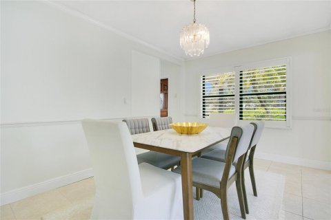 House in Bartow, Florida 4 bedrooms, 201.78 sq.m. № 1681745 - photo 6