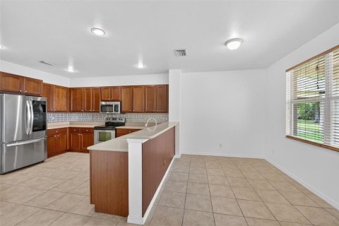 House in Punta Gorda, Florida 5 bedrooms, 289.76 sq.m. № 2131862 - photo 12