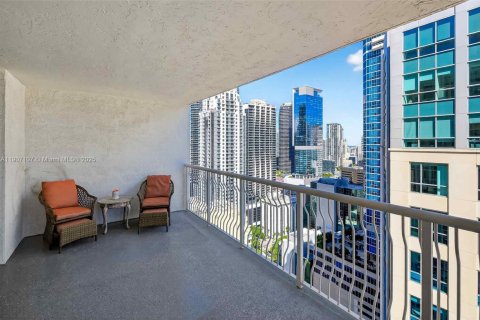 Condo in Miami, Florida, 1 bedroom  № 1963811 - photo 24