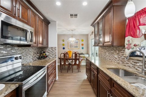 Casa en venta en Deltona, Florida, 3 dormitorios, 96.25 m2 № 2151663 - foto 9
